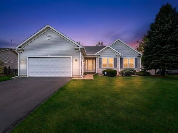 230 Wendy Street, Sycamore, IL 60178