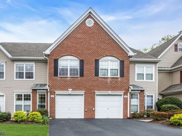505 Well Sweep Rd, Readington, NJ 08889