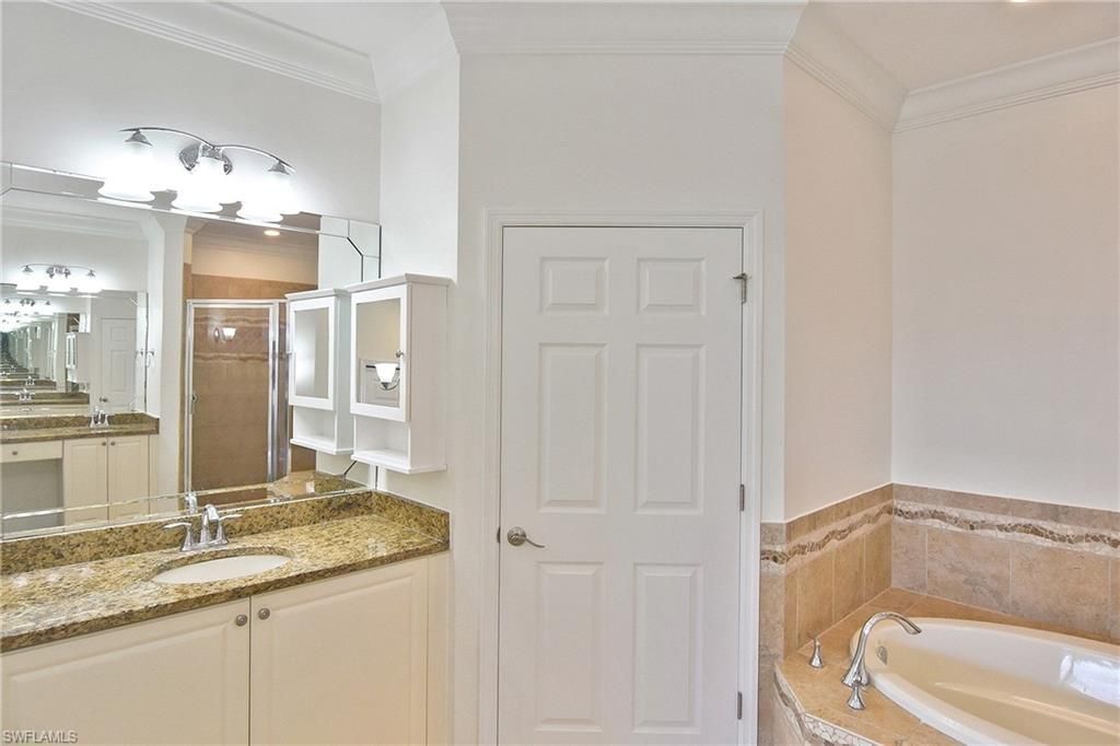 14551 Dolce Vista Rd, Unit 202, Fort Myers, FL 33908 Photo