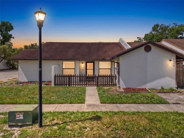 5406 MEADSTONE CT , TAMPA, FL 33624
