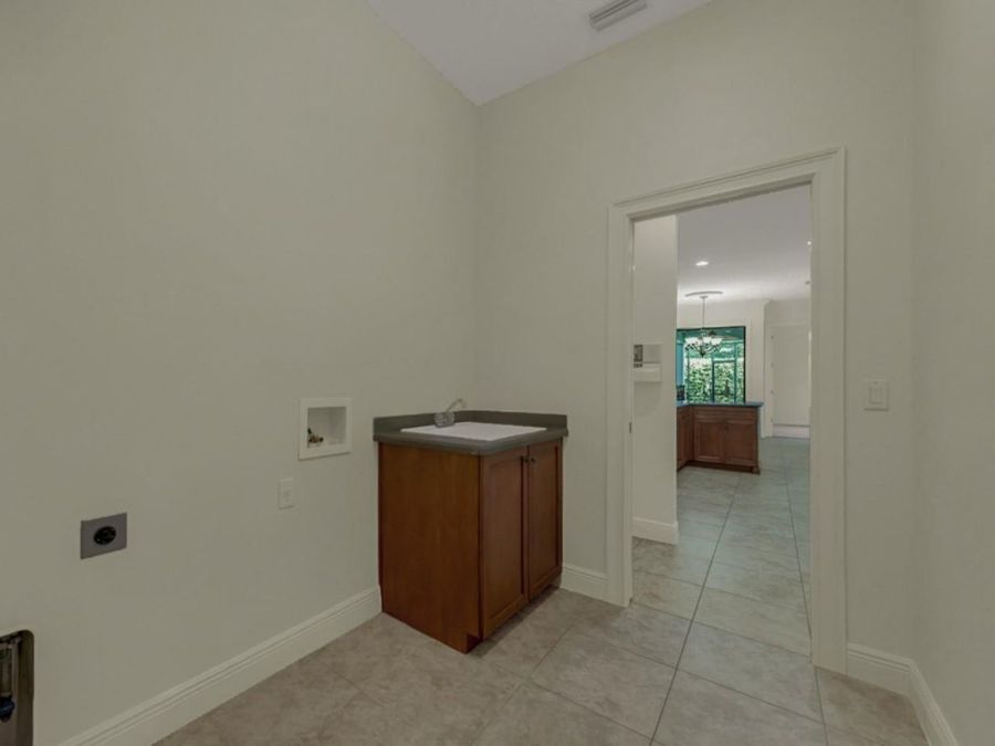 Property Image 73