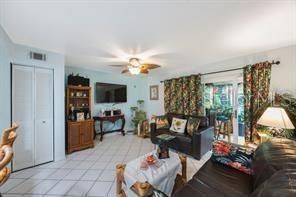 3595 41st Lane S, Unit H, Saint Petersburg, FL 33711 Photo