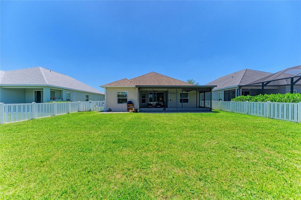 7750 Ridgelake Circle , Bradenton, FL 34203 Photo
