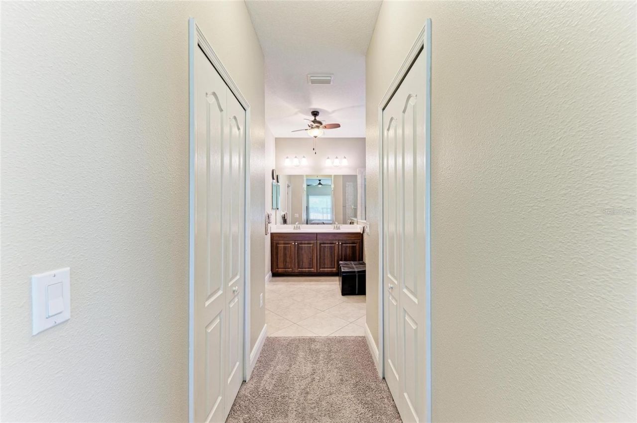 7750 Ridgelake Circle , Bradenton, FL 34203 Photo