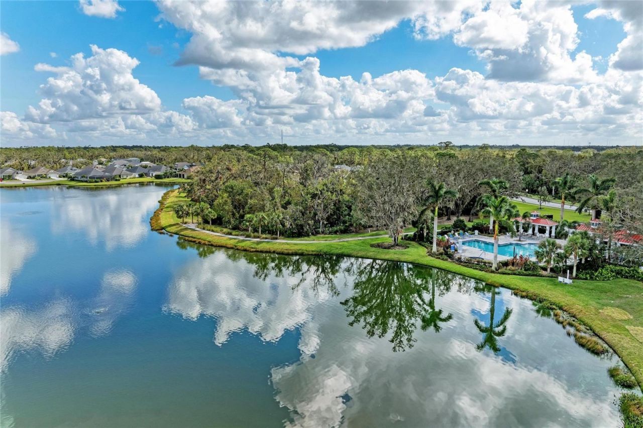 7750 Ridgelake Circle , Bradenton, FL 34203 Photo