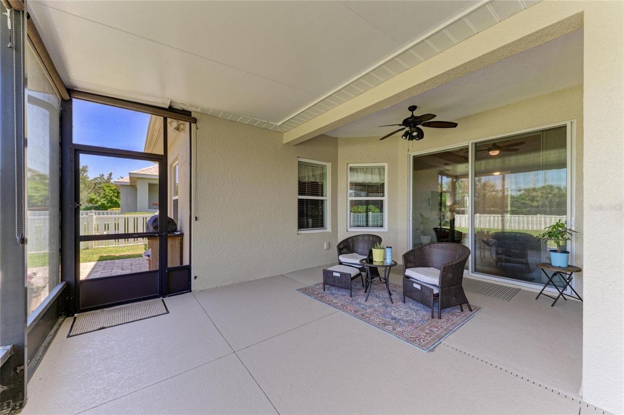 7750 Ridgelake Circle , Bradenton, FL 34203 Photo