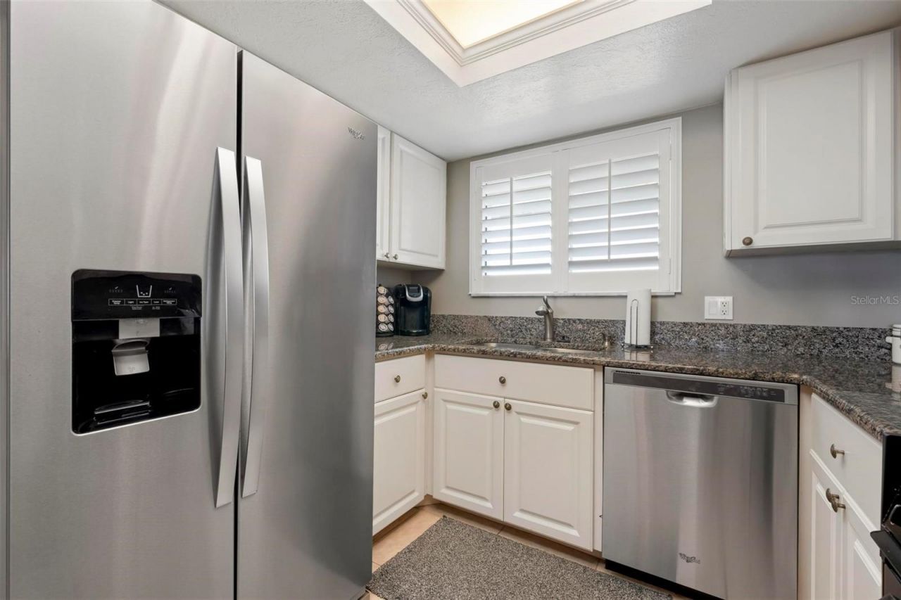 711 Manatee Avenue, Holmes Beach, FL 34217 Photo