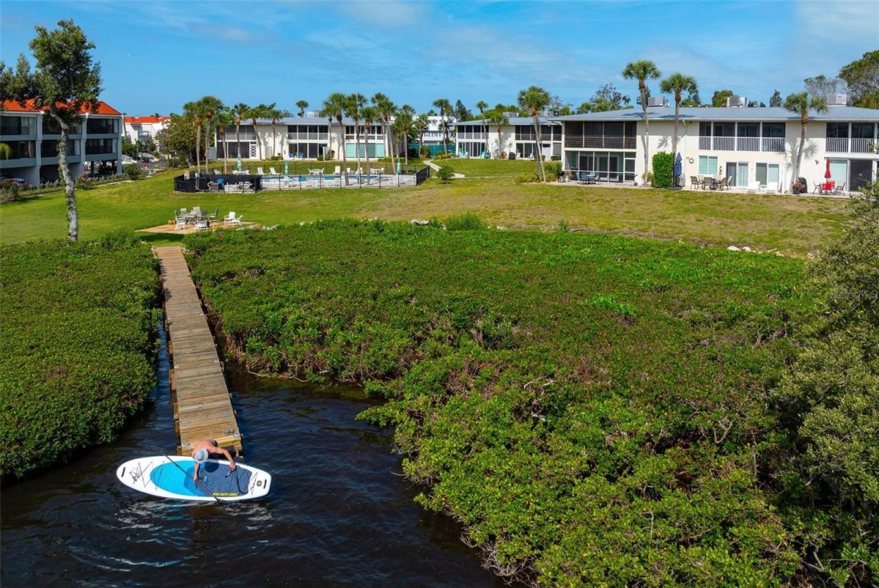 711 Manatee Avenue, Holmes Beach, FL 34217 Photo