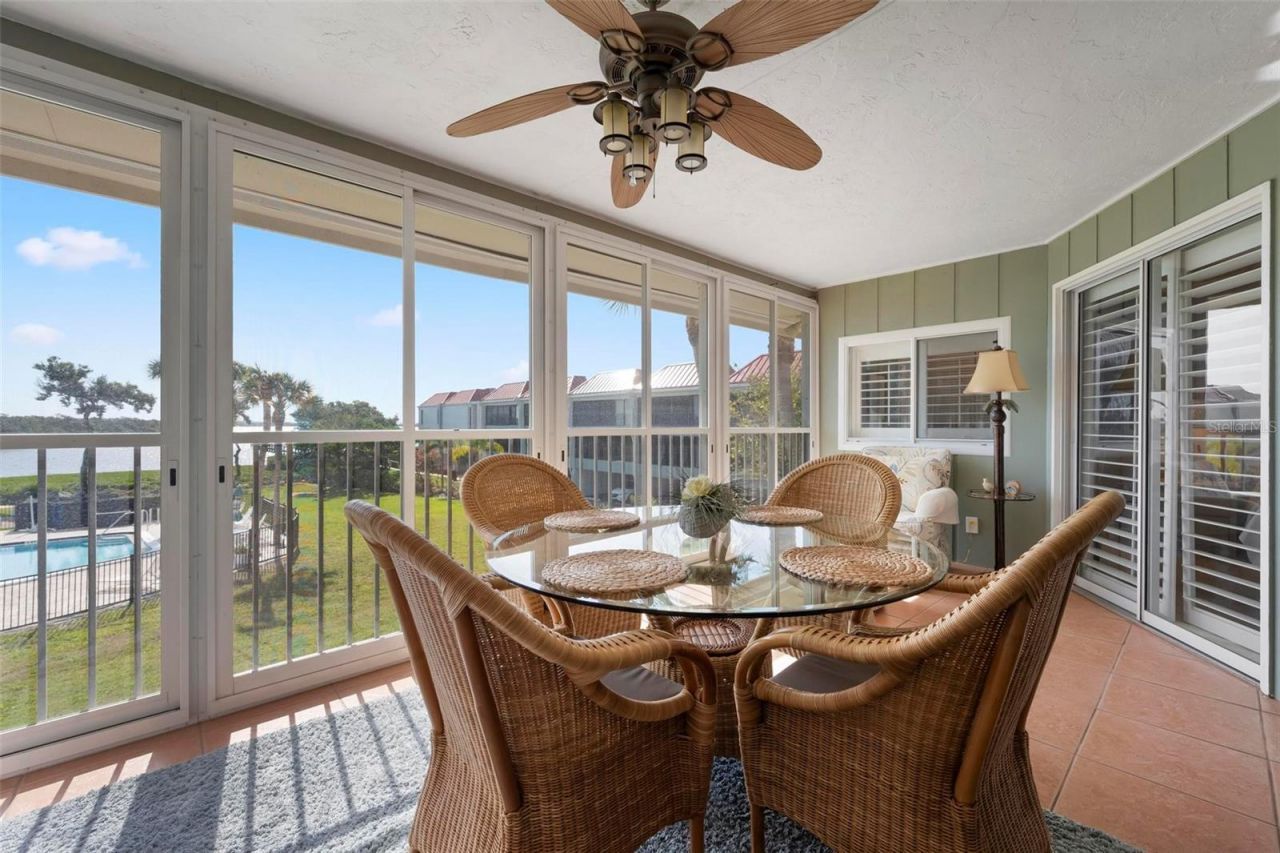 711 Manatee Avenue, Holmes Beach, FL 34217 Photo
