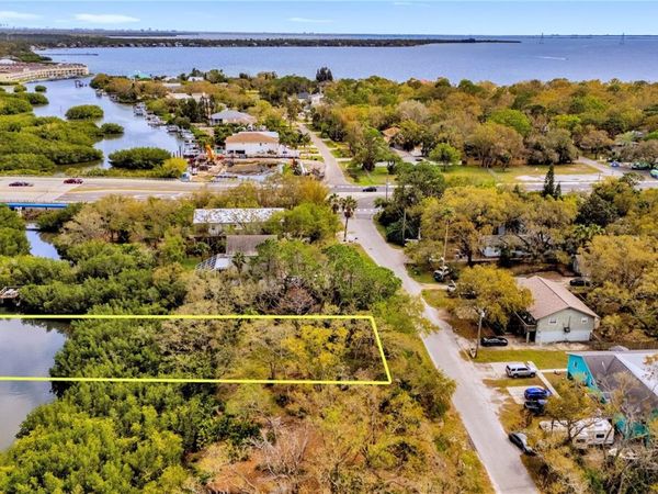 PHOENIX AVENUE, OLDSMAR, FL 34677