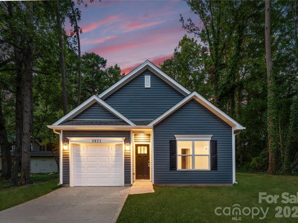 709 Henry Avenue , Gastonia, NC 28052