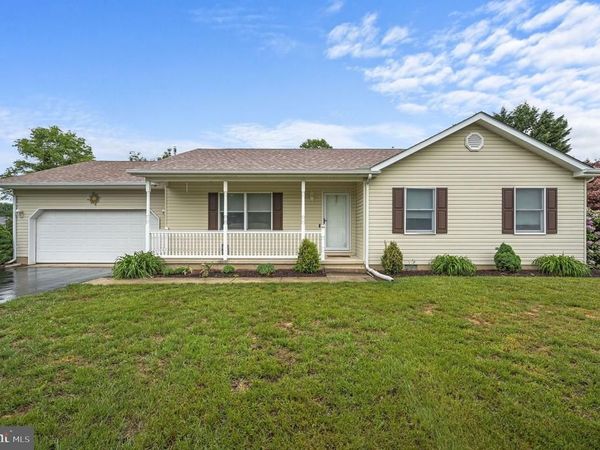 78 E HUNTINGTON CIRCLE, DOVER, DE 19901