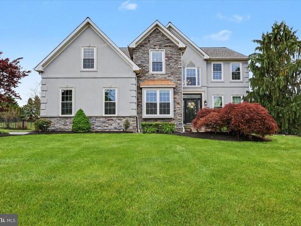 144 FOX RUN DRIVE , COLLEGEVILLE, PA 19426