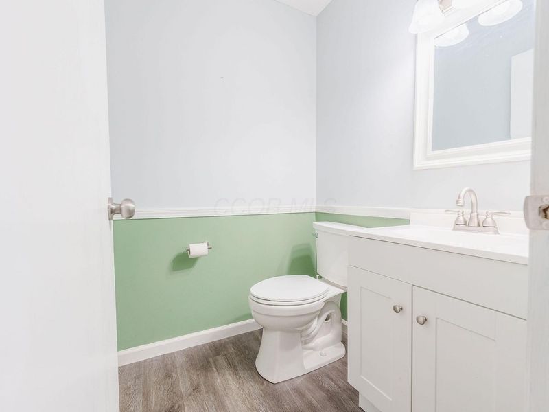 147 N Rose Street , Chillicothe, OH 45601 Photo 32