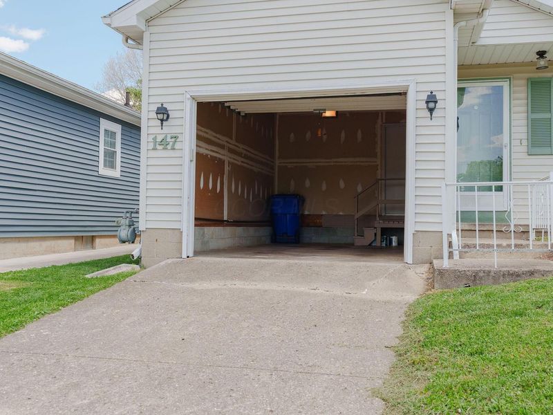 147 N Rose Street , Chillicothe, OH 45601 Photo 9