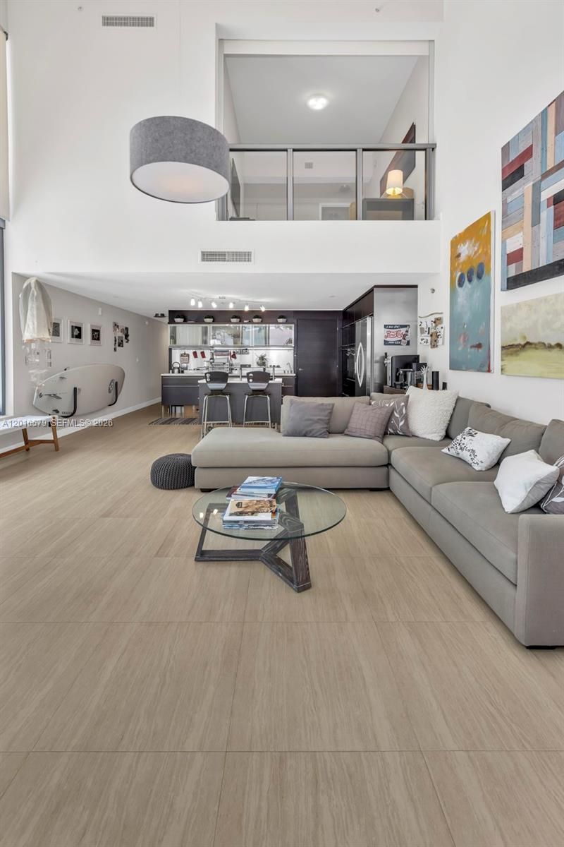 6000 Collins Ave , Unit 129, Miami Beach, FL 33140 Photo