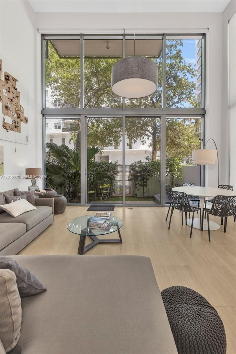 6000 Collins Ave , Unit 129, Miami Beach, FL 33140 Photo