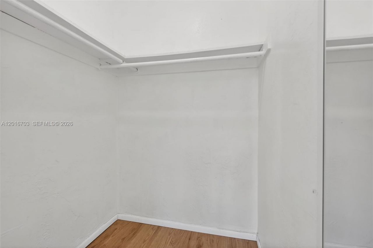 1003 NE 110th St, Unit 1003, Biscayne Park, FL 33161 Photo