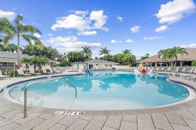 22 S Cortez Dr , Margate, FL 33068 Photo