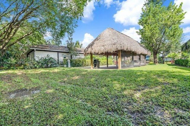 22 S Cortez Dr , Margate, FL 33068 Photo
