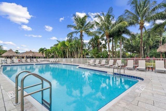 22 S Cortez Dr , Margate, FL 33068 Photo