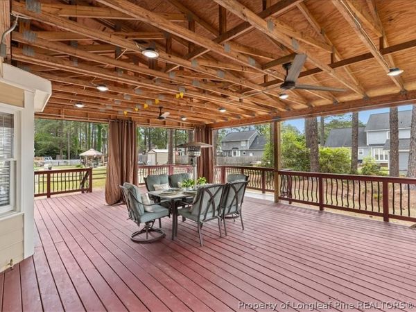 1939 Fairforest Drive, Fayetteville, NC 28304