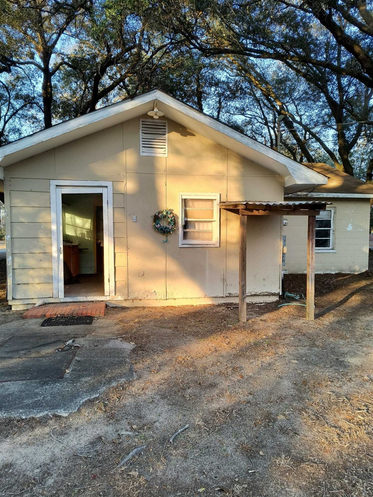 147 Rubin Ave.  Photo 4