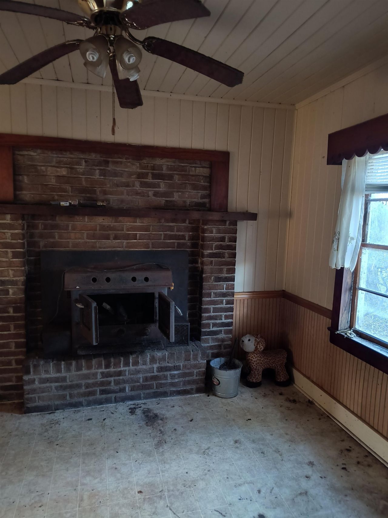 147 Rubin Ave.  Photo 9
