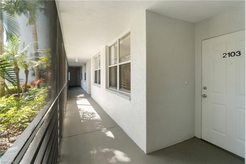 290 Naples Cove Dr , Unit 2103, Naples, FL 34110 Photo