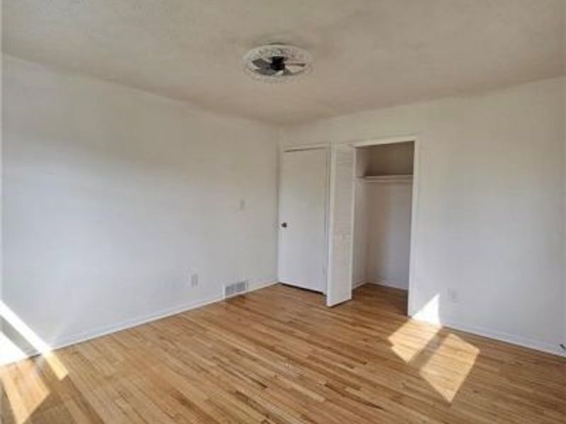 33158 Lake Shore Boulevard, Eastlake, OH 44095 Photo 12