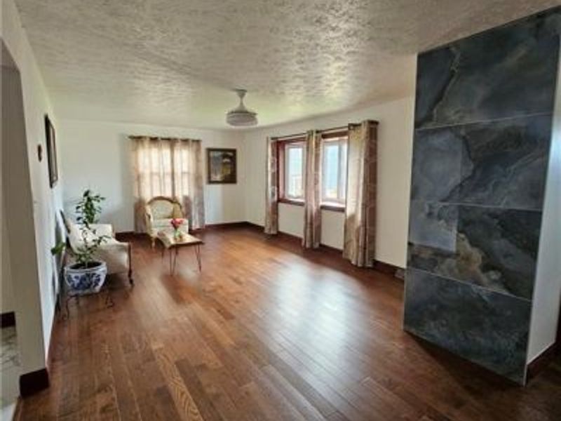 33158 Lake Shore Boulevard, Eastlake, OH 44095 Photo 3