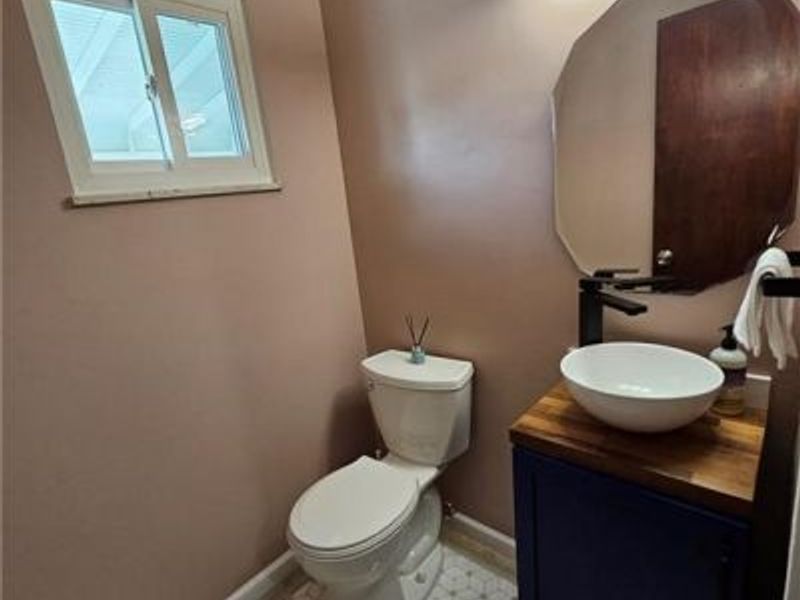 33158 Lake Shore Boulevard, Eastlake, OH 44095 Photo 8