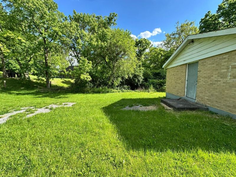 6715 Hamilton Mason Road, West Chester, OH 45069 Photo 3