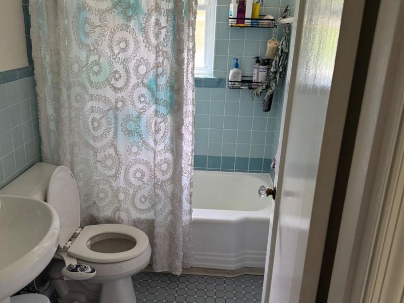 1535 Springlawn, Cincinnati, OH 45223 Photo 3