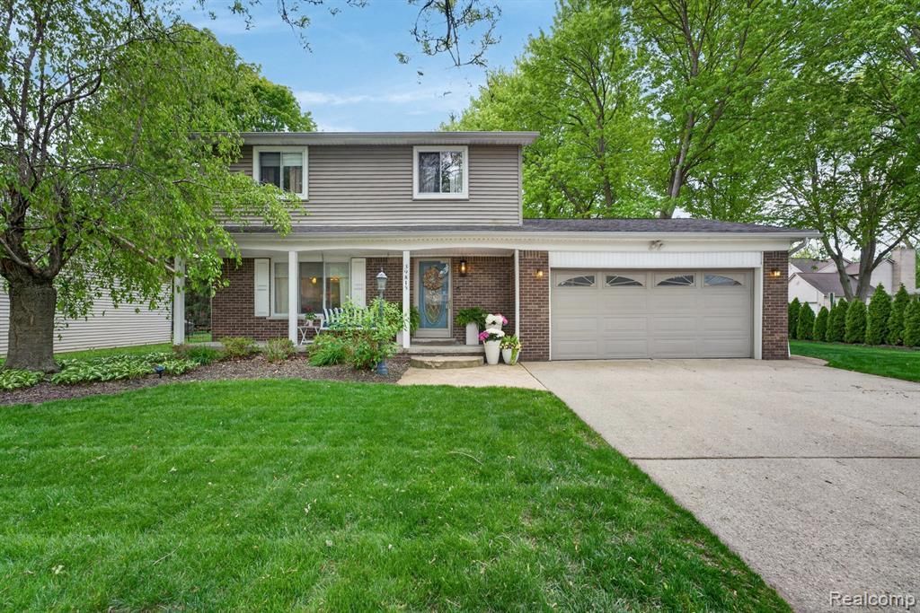 39815 Scottsdale Drive, Canton, MI 48188 Main Photo
