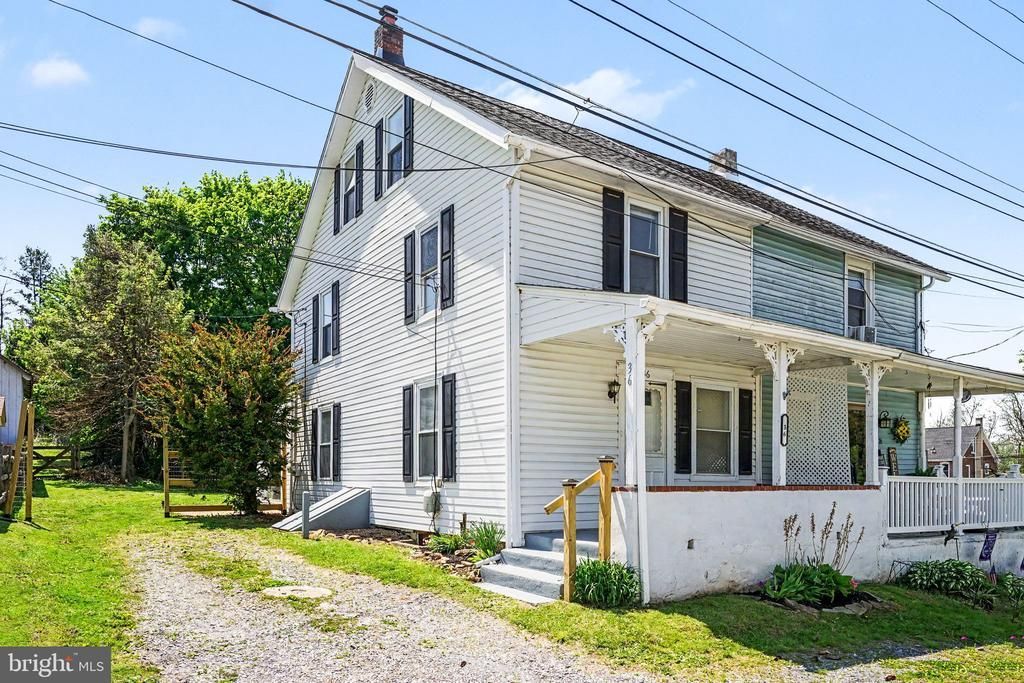 30 HELEN STREET , COATESVILLE, PA 19320
