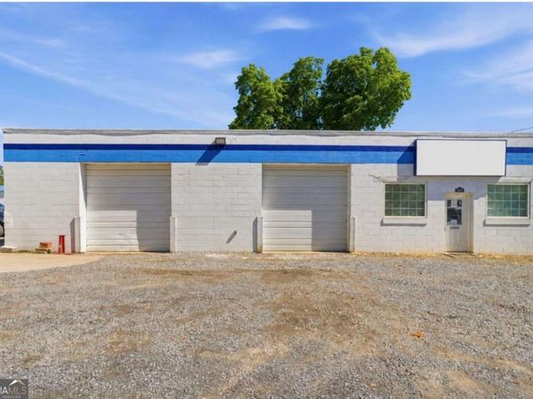 1693 52 Alt Highway, Chatsworth, GA 30705