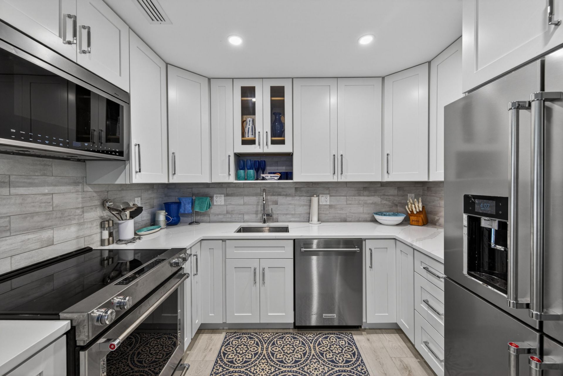6429 Bay Club Drive, Unit 3, Fort Lauderdale, FL 33308 Photo