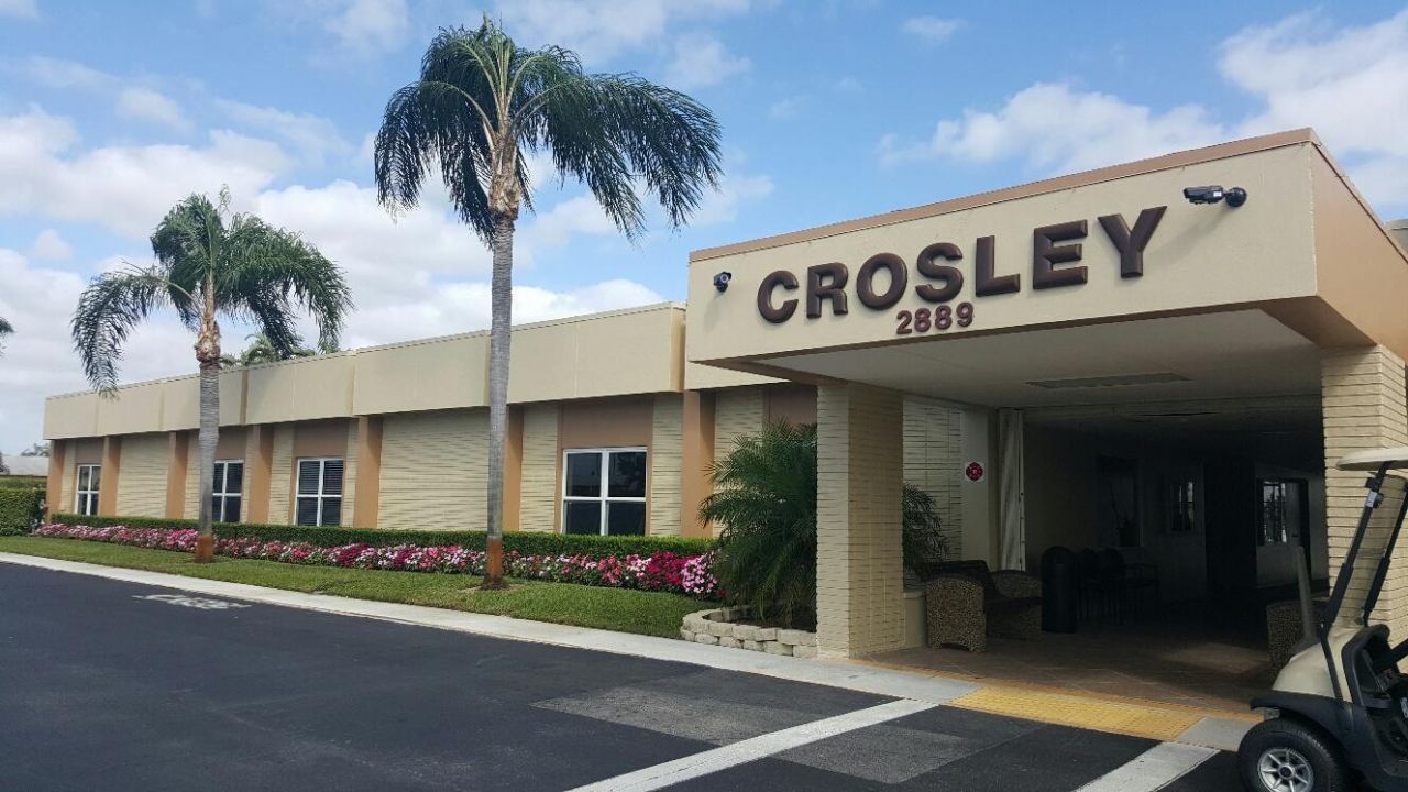 2916 Crosley Drive E, Unit M, West Palm Beach, FL 33415 Photo