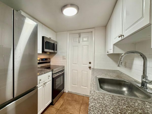 1671 NE 33rd Street, Unit 3, Pompano Beach, FL 33064