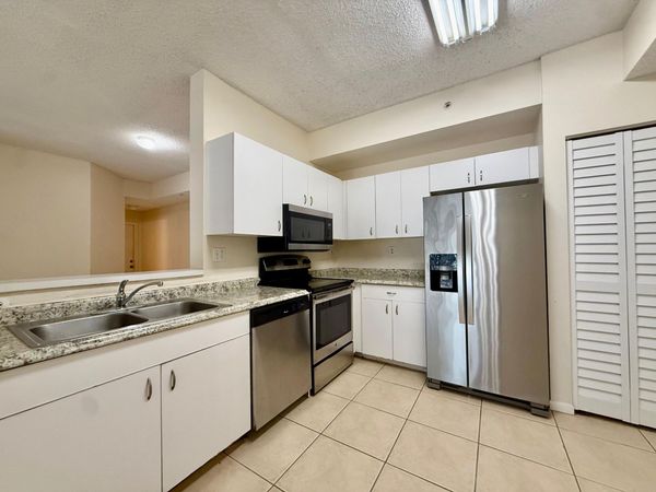 6928 SW 39th Street, Unit A107, Davie, FL 33314