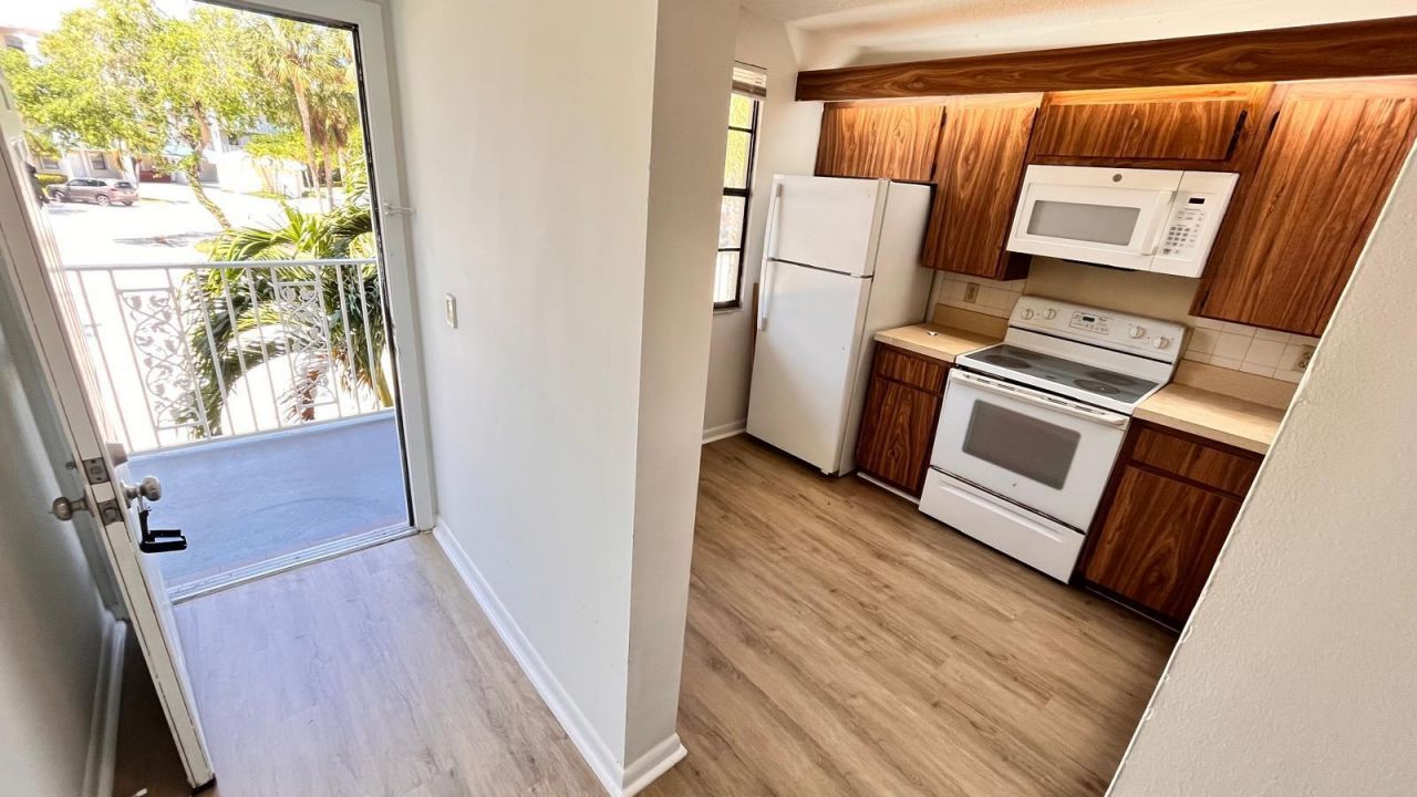 3511 Village Boulevard, Unit 206, West Palm Beach, FL 33409 Photo