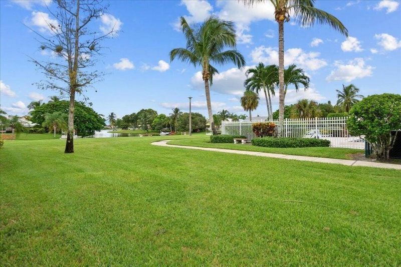 12875 Spinnaker Lane, Wellington, FL 33414 Photo