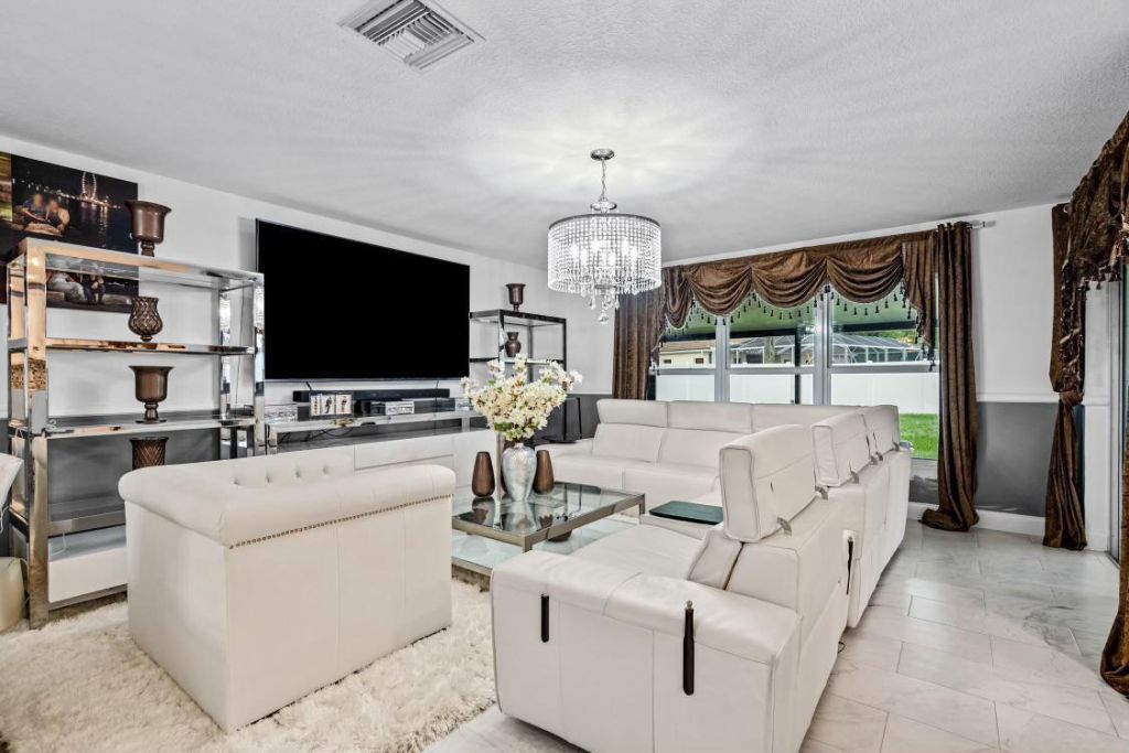 1381 SW Paar Drive, Port Saint Lucie, FL 34953 Photo