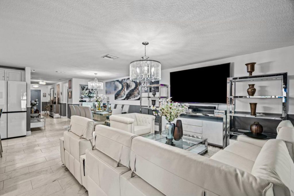 1381 SW Paar Drive, Port Saint Lucie, FL 34953 Photo