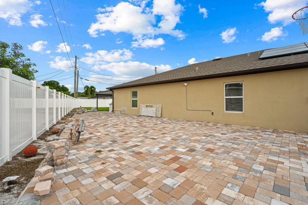 1381 SW Paar Drive, Port Saint Lucie, FL 34953 Photo