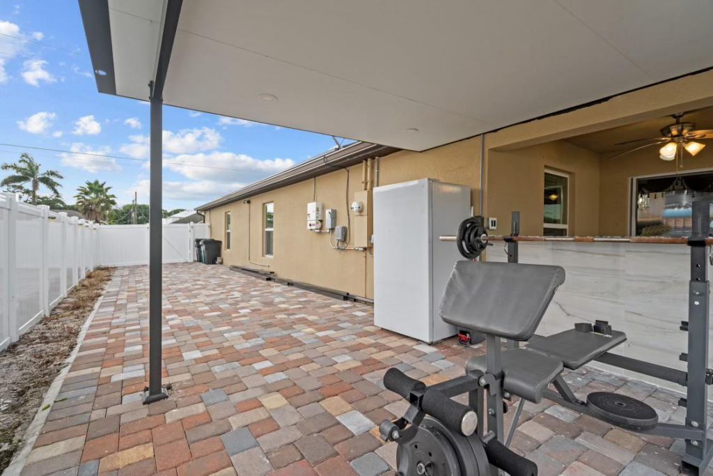 1381 SW Paar Drive, Port Saint Lucie, FL 34953 Photo