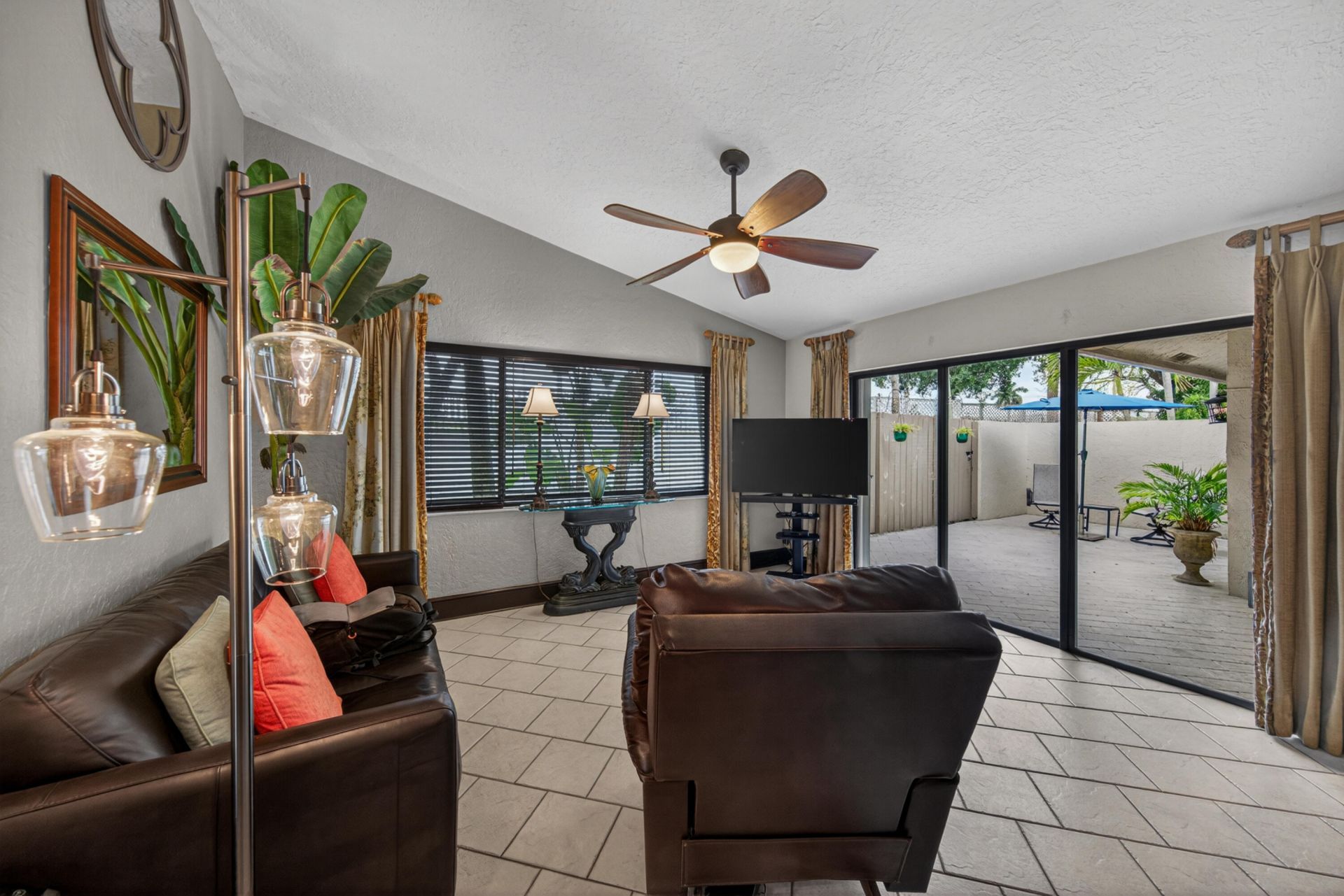 3068 S Oakland Forest Drive, Unit 806, Oakland Park, FL 33309 Photo