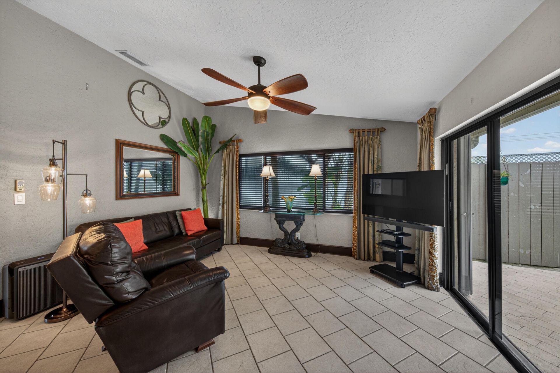 3068 S Oakland Forest Drive, Unit 806, Oakland Park, FL 33309 Photo