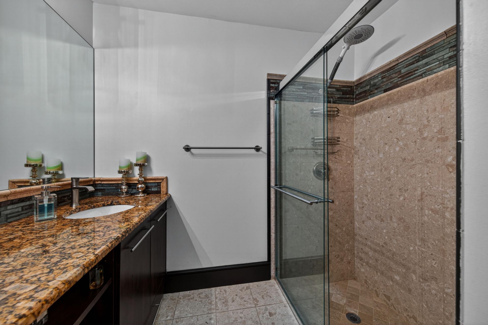 3068 S Oakland Forest Drive, Unit 806, Oakland Park, FL 33309 Photo
